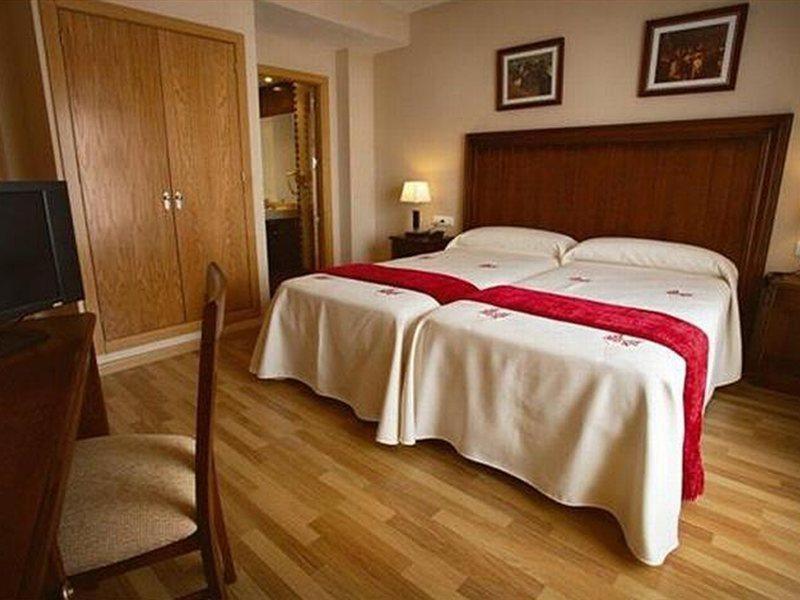 Hotel Arcco Ubeda Экстерьер фото